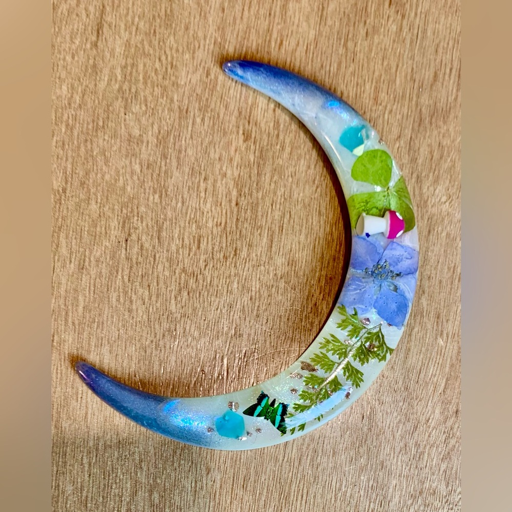 Crescent Handmade Hairpin